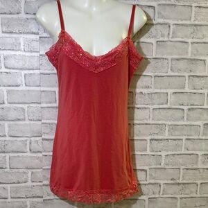 Play girl Chic Lace sequent Trim Camisole in Coral, size large
